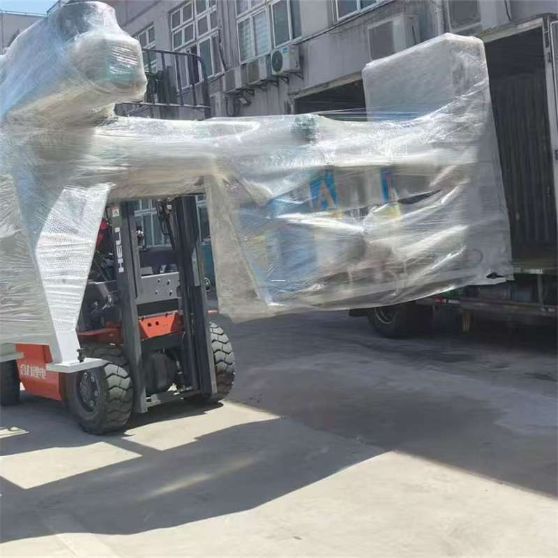 小金县赣州市物流：多样运输服务与丰富线路探秘