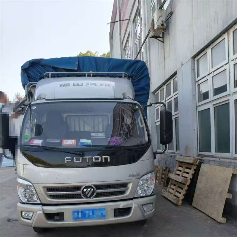 小金县梅里斯区物流：多元运输服务探索