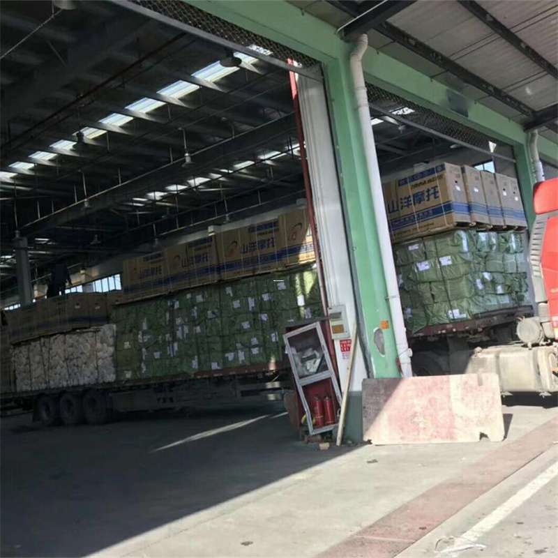 小金县隆子县：物流专线的高效货运之旅