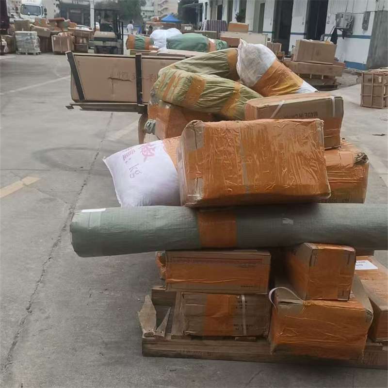 小金县可克达拉市物流专线：大件货运与进仓出口的高效之道