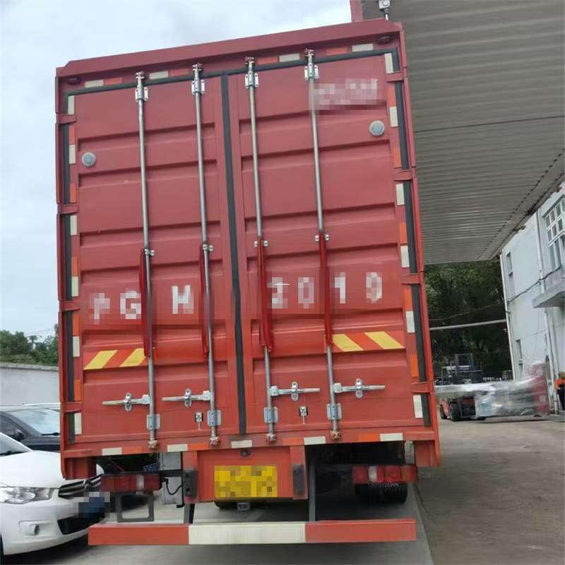 小金县探索乡城县进仓物流：多元服务与高效运输线路